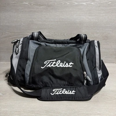 Bolsa de viagem Titleist alça de ombro golfe viagem preta bagagem de mão academia - Imagem 1 de 4