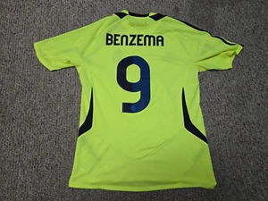 BENZEMA #9 REAL MADRID AuthenticAdidas Mens Soccer Jersey Medium - Picture 1 of 10