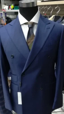 Traje de lana Cerruti super 150 azul doble botonadura con solapa de pico ancho  Foto 1 de 4