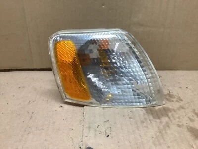 1998-2001 Volkswagen Passat Passageiro Direito MARCADOR LUZ 98-01 PASSAT fabricante de equipamento original b - Imagem 1 de 3