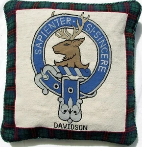 Davidson Tartan Cushion Cover Needlepoint Tapestry Scotland Clan Handmade - Picture 1 of 2
