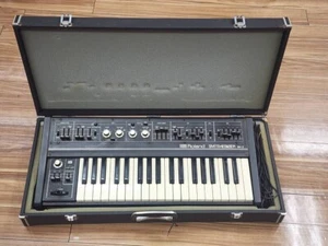 Roland SH-2 Analog Synthesizer Working Confirmed - Picture 1 of 5