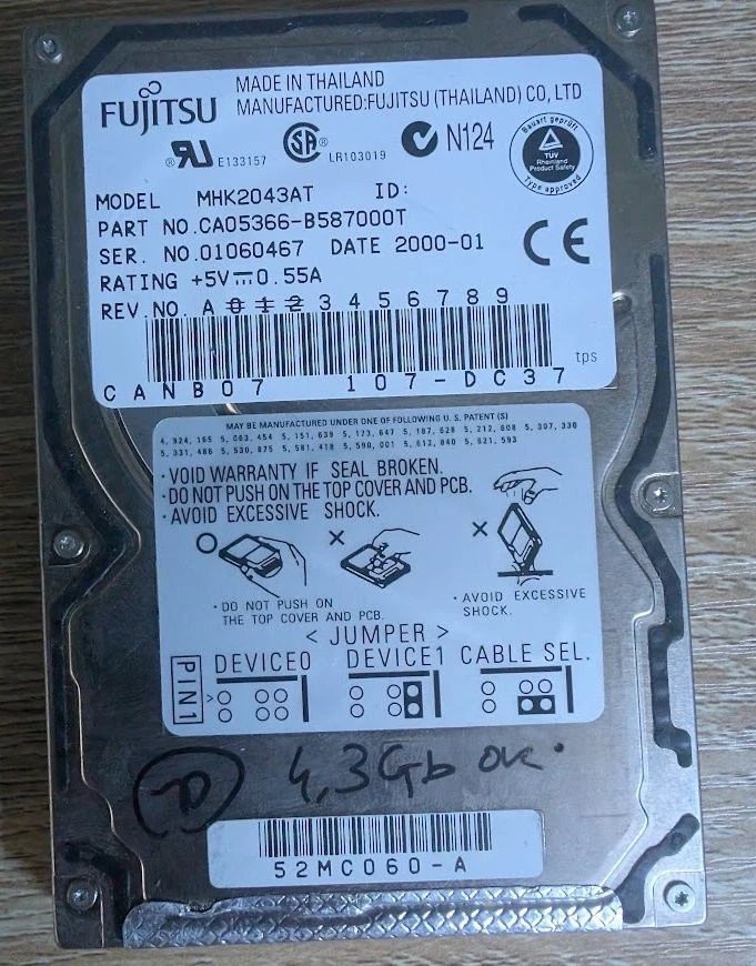 Disque dur fujitsu mhk2043at - Photo 1/1