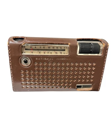 Vintage National Panasonic T-801H 2 Band 8 Transistor Radio - Image 1 of 4