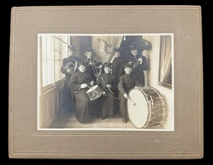 OCONOMOWOC WISCONSIN FEMALE BAND ALL WOMEN ENSEMBLE LAKE CLUB MUSIC GROUP - Picture 1 of 5