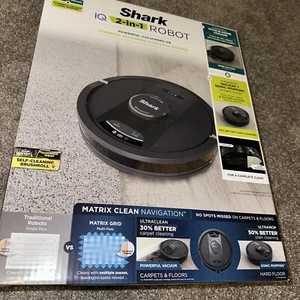 Shark IQ 2-in-1 Robot Vacuum & Mop Matrix Navigation RV2402WD New - Picture 1 of 4