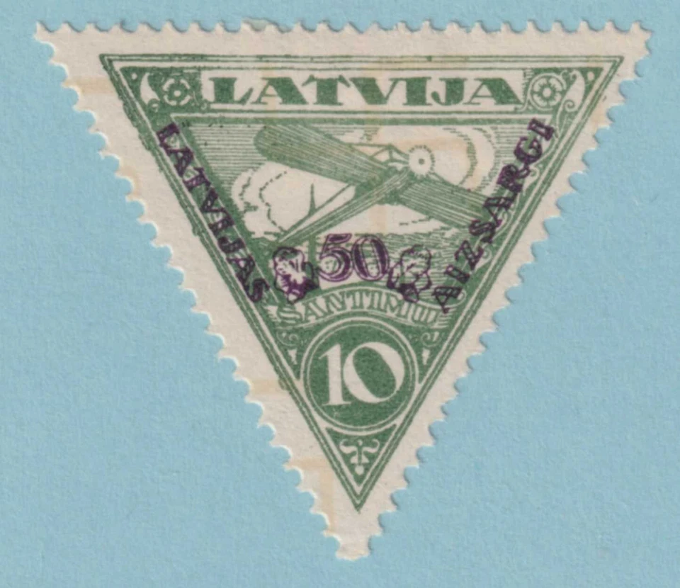 CORREO AÉREO LETONIA CB3 SEMIPOSTAL COMO NUEVO CON BISAGRAS OG * ¡SIN FALLAS MUY BIEN! - AAB Foto 1 de 1