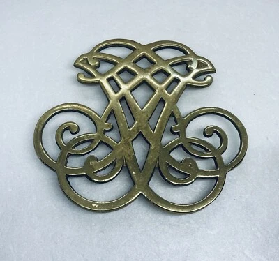 "Trivet Monticello de colección 1951 Thomas Jefferson Cipher de latón macizo 6,5"" decoración X" Foto 1 de 4