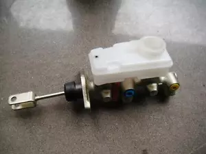 mercedes 230 coupe 1989-92 BRAKE MASTER CYLINDER LM36357 - Foto 1 di 1