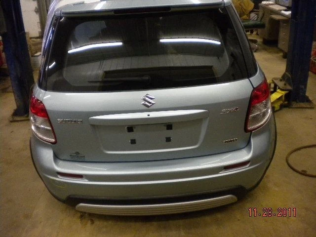 Passenger Corner/Park Light Fog-driving Hatchback Base Fits 07-13 SX4 9801242 - Image 1 of 4