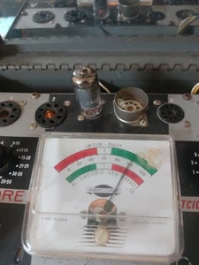 Tung-Sol 12AU6 Vakuumröhre - getestet stark 100/120 - keine Kurzschlüsse oder Undichtigkeiten - Bild 1 von 5