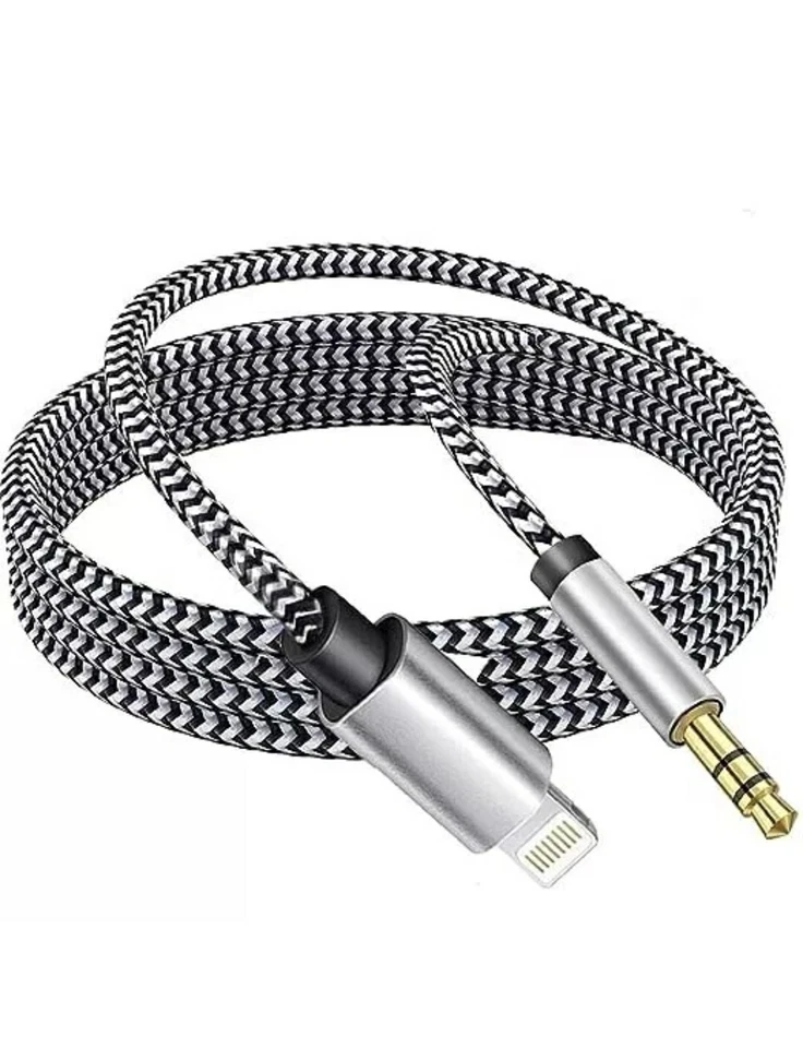 TRES (3) Cable de datos para iPhone con certificación Apple MFi a adaptador de auriculares de 3,5 mm Foto 1 de 4