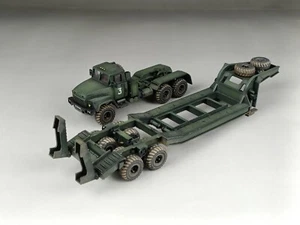 Modelo de camión tractor semirremolque ruso moderno Kraz 260 construido 1/72 - Imagen 1 de 11