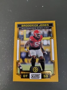 2023 Score Fútbol Broderick Jones Oro Paralelo #394 Steelers Novato RC  - Imagen 1 de 2