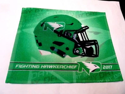 Toalha UND Fighting Hawks Football 2017 HawkerChief 18 X 18" com logotipo - Imagem 1 de 2