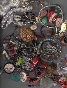 Retro Repair Salvage Sell Jewelry Lot, most brooches work single earrings LOT B - Picture 1 of 4