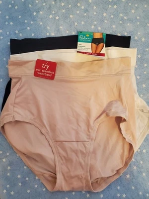 VANITY FAIR 3-Pair Brief Radiant 360 Comfort Underwear Polyester Size S/5 WP56 - Image 1 of 3