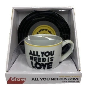 NEW The Beatles Cup & Saucer All You Need Is Love (officially licensed) BOXED - Imagen 1 de 4
