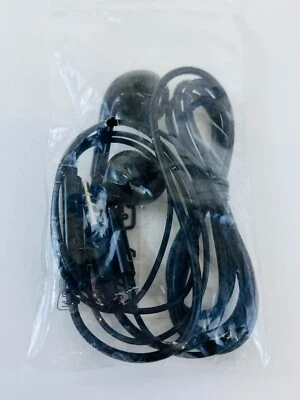 Lot Of 20 - Motorola 3.5MM Earpohones w/ Microphone - Black - Open Box - Image 1 of 4