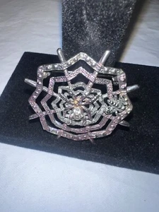 Vintage Spider On Web Brooch & Spider Hairclip/Barrett - Picture 1 of 3