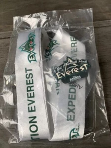 Disney Expedition Everest Pin und Schlüsselband Set Sneak Peak Combo 2006 ungeöffnet - Bild 1 von 3