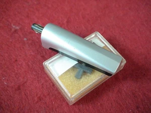 PHILIPS 22GP204 VINTAGE USED HEADSHELL CARTRIDGE -USED - Picture 1 of 12