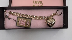 Rare Y2K NWT Gold Vintage Juicy Couture Lip Gloss Locket Charm Bracelet w box - Picture 1 of 6