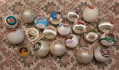 Disney Cast Family Holiday Celebration Lote de 20 Adornos Navidad Años 90-2000 Foto 1 de 4