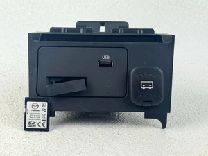 20-23 MAZDA CX-30 CX30 CENTRAL CONSOLE USB HUB POWER PORT W / SD MAP CARD OEM - Picture 1 of 4