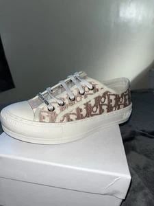 Christian Dior Women's Size 8 Shoes - Picture 1 of 6