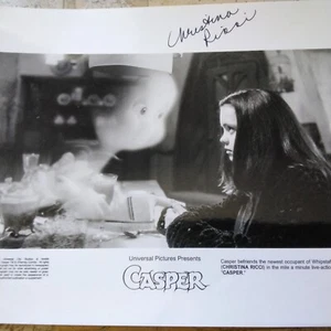Christina Ricci SIGNED 1995 Photo Child Film Actress Casper Addams Family Cursed - Picture 1 of 8
