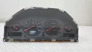 Speedometer Cluster  Fits 01 VOLVO 60 SERIES Part# 9499670 - Picture 1 of 12