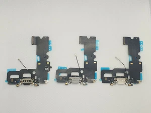 Dock Port Connecteur de charge LIGHTNING + MICRO + ANTENNE iPhone 7 (821-00270) - Photo 1 sur 2