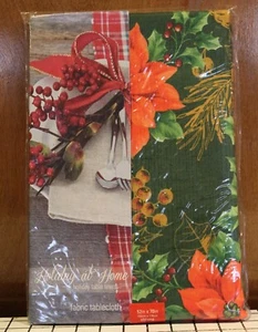Holidays at Home Metallic Poinsettia Cloth Tablecloth 52 x 70 Oblong Christmas - Picture 1 of 7