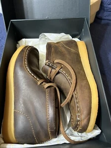 Clarks Originals Boy’s Leather Wallabees Classic Leather Chukka Boots 2W - Picture 1 of 6
