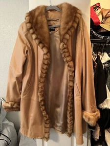 Sable Fur Trim Italian Butter Leather Swing Coat- Premium Quality Authentic Fur - Picture 1 of 5