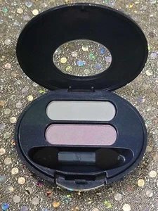 Avon True Color Eyeshadow Duo ICED PASTEL ~ NIB/NOS~ NEXT DAY SHIPPING ~ Lovely - Picture 1 of 8