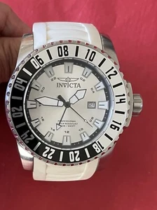 Invicta Watch Model 19680 Flame Fusion Crystal White & Black Band - Picture 1 of 3
