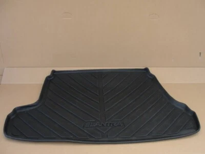490. Hyundai Tucson 2005-2015 Black Trunk Tray Floor Cargo Mat OEM 	U8180-2S000 - Image 1 of 4