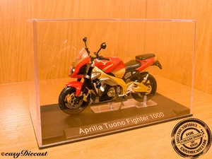 APRILIA TUONO FIGHTER 1000 RED 1/24 MINT&RARE - Picture 1 of 1