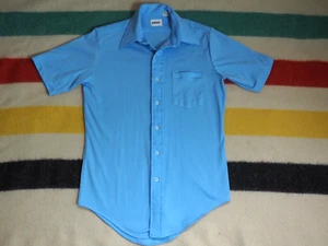 Camisa de Verano De Colección Años 70 Vardon Azul Cielo Poli Disco Hippy Bolsillo Botón Para Hombres S - Imagen 1 de 5