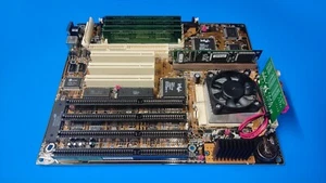 Carte mère PCChips M520 + CPU AMD K6-2 400MHz + S7-VRM + 64MB RAM + 256KB de cache - Photo 1/8