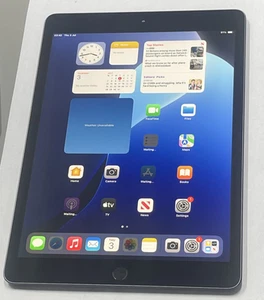 Apple iPad 8th Generation - 32GB - Very Good Condition - Picture 1 of 4