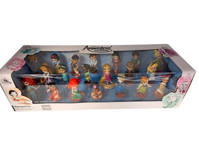 Disney Store Animators Collection MEGA  Doll Play Set - Image 1 of 4