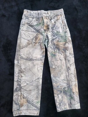 Pantalones Wrangler Cam para niños Pro Gear talla 8 regular Foto 1 de 4