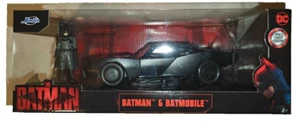 Jada DC Comics The Batman BATMAN & BATMOBILE 1:32 Scale Robert Pattinson NEW - Picture 1 of 5