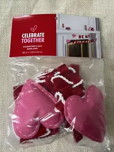 Valentine’s Day Garland Be My Valentine Hearts Pink Red Home Decor - Picture 1 of 4