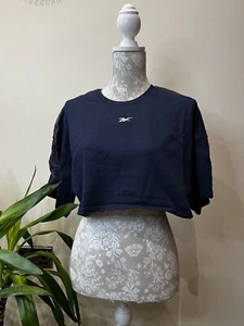 Women’s Reebok Crop Top - Size Medium - Picture 1 of 4