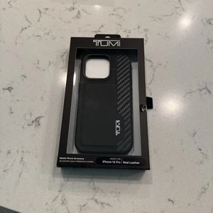 Tumi Protective Cover for iPhone 14 Pro | Carbon Fiber - Zdjęcie 1 z 2