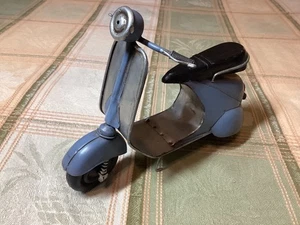 Mini scooter italiano Vespa vintage hecho a mano modelo de acero ruedas y trabajo de dirección - Imagen 1 de 6